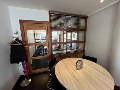 /international/fr/la-rochelle-franche-comte-310108328478/