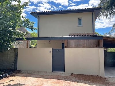 /international/fr/saint-bres-provence-alpes-cote-d-azur-310108210942/