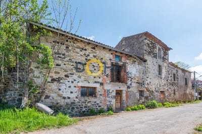 /international/fr/ludesse-auvergne-310099616825/