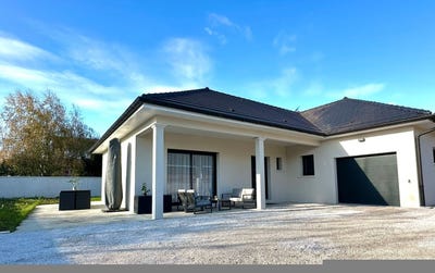 /international/fr/chalon-sur-saone-burgundy-310108644951/