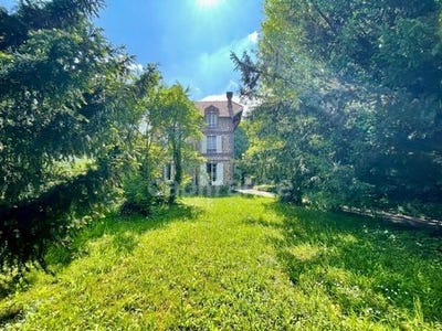 /international/fr/meudon-ile-de-france-310099090845/