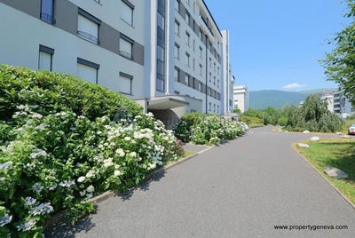 /international/fr/saint-genis-pouilly-rhone-310109198774/
