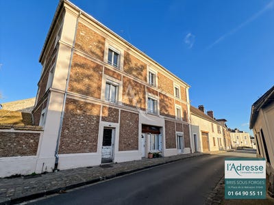 /international/fr/briis-sous-forges-ile-de-france-310108921878/