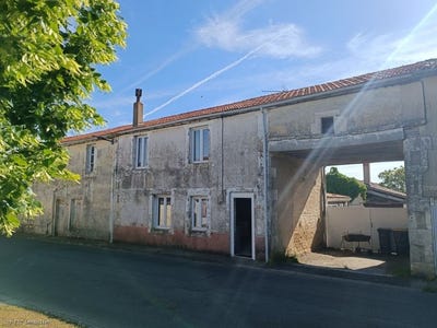 /international/fr/brettes-charente-310108138729/