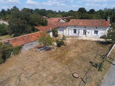 /international/fr/ruffec-charente-310110025292/