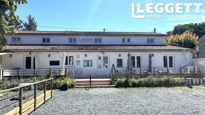 /international/fr/archiac-charente-120084715832/