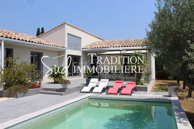 /international/fr/maussane-les-alpilles-provence-alpes-cote-d-azur-310108623835/