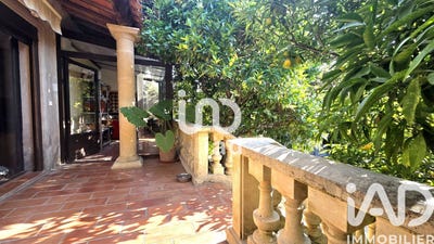 /international/fr/puissalicon-languedoc-roussillon-310107361739/