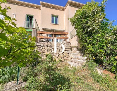 /international/fr/goudargues-languedoc-roussillon-310108314835/