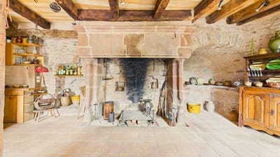 /international/fr/conques-midi-pyrenees-310106195616/