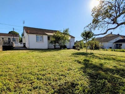 /international/fr/saintes-charente-310106997509/