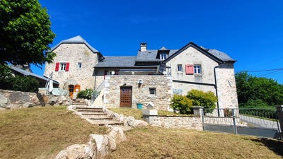 /international/fr/lunac-midi-pyrenees-310108757528/