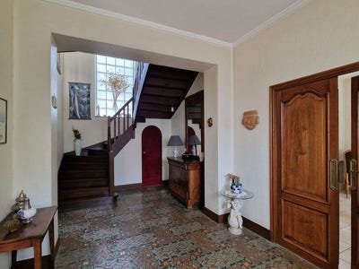 /international/fr/livron-sur-drome-rhone-310100889473/