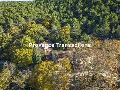 /international/fr/gigondas-provence-alpes-cote-d-azur-120082420080/