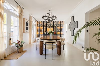 /international/fr/la-rochelle-franche-comte-310108047338/