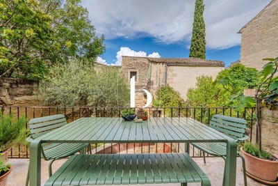 /international/fr/uzes-aquitaine-310108565350/