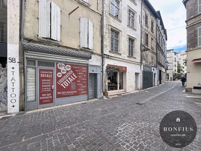 /international/fr/avignon-provence-alpes-cote-d-azur-310107498001/