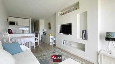 /international/fr/la-grande-motte-centre-val-de-loire-310108163809/