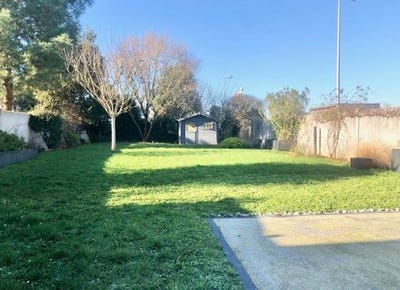 /international/fr/cholet-pays-de-la-loire-310099043295/
