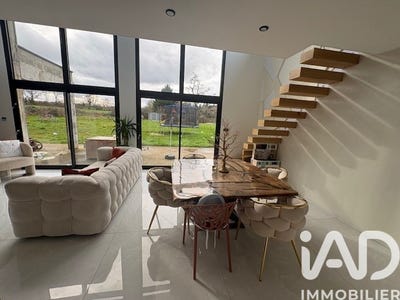/international/fr/premilhat-auvergne-310108758930/