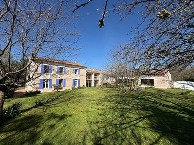 /international/fr/pessines-charente-310106520727/