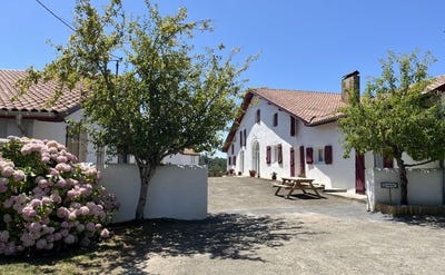 /international/fr/peyrehorade-aquitaine-310108792959/