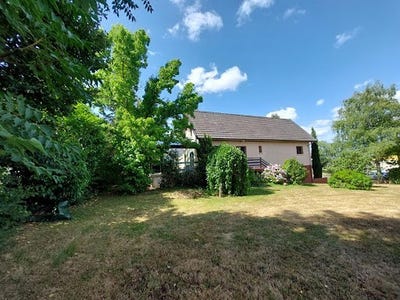 /international/fr/montceau-les-mines-burgundy-310100933648/