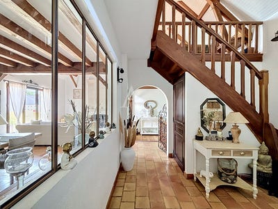 /international/fr/briollay-pays-de-la-loire-310108619125/