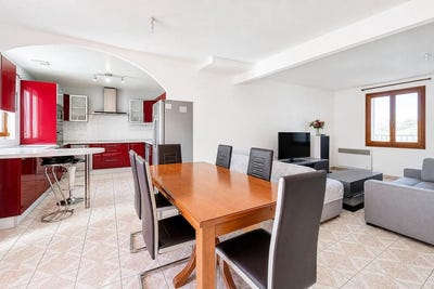 /international/fr/champigny-burgundy-310108057302/
