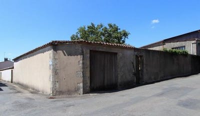 /international/fr/la-chataigneraie-pays-de-la-loire-310101388292/