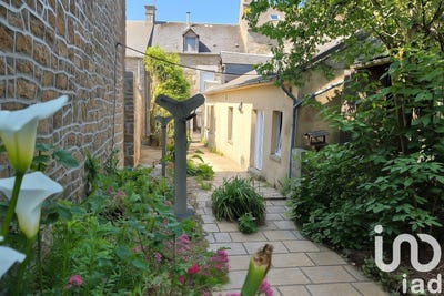 /international/fr/saint-georges-de-reintembault-brittany-310099354205/?lang=zh-tw