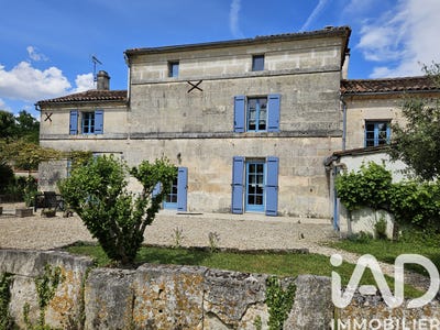/international/fr/saint-meme-les-carrieres-charente-310107913515/