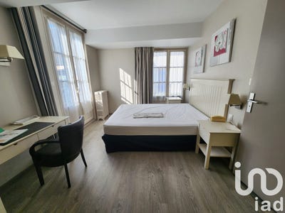 /international/fr/chateaugiron-brittany-310098109630/