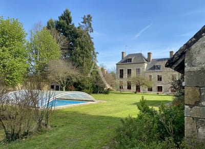 /international/fr/les-allees-de-checy-checy-centre-val-de-loire-310105649339/