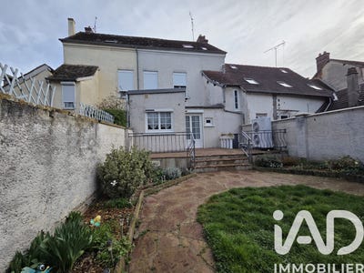/international/fr/anet-centre-val-de-loire-310106412966/