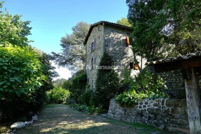 /international/fr/meyras-rhone-310108926537/?lang=th