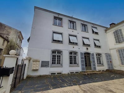 /international/fr/pons-charente-310100297485/