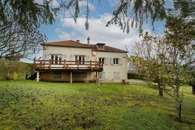 /international/fr/lauzerte-midi-pyrenees-310108602418/?lang=id