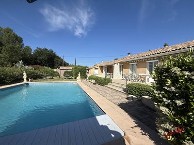 /international/fr/serignan-du-comtat-provence-alpes-cote-d-azur-310099561994/