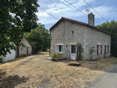 /international/fr/usson-du-poitou-charente-310119429980/