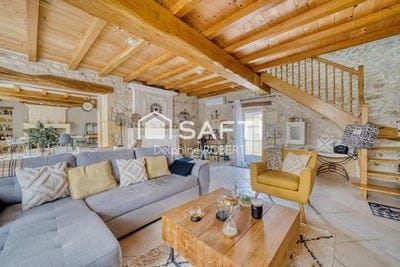 /international/fr/burie-charente-310107299248/