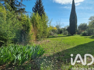 /international/fr/l-isle-sur-la-sorgue-provence-alpes-cote-d-azur-310106739360/