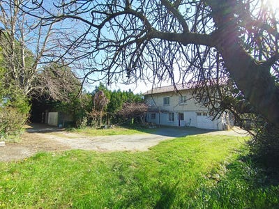 /international/fr/saint-georges-les-bains-rhone-310108894728/