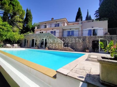/international/fr/mougins-provence-alpes-cote-d-azur-310101226205/?lang=fr