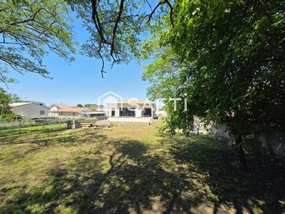 /international/fr/ludon-medoc-aquitaine-310103997327/