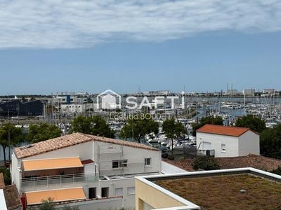 /international/fr/la-rochelle-charente-310100763252/