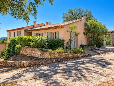 /international/fr/le-plan-de-la-tour-provence-alpes-cote-d-azur-310119928944/