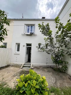 /international/fr/le-plessis-robinson-ile-de-france-310108994541/