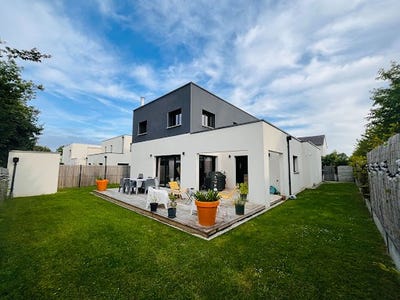 /international/fr/vern-sur-seiche-brittany-310100934610/