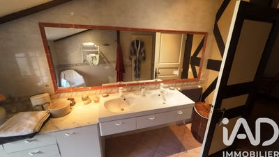 /international/fr/jaligny-sur-besbre-auvergne-310105057118/